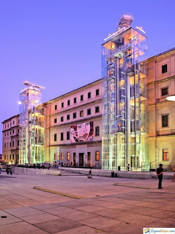 Reina Sofia Museum House Apartment Мадрид Екстериор снимка