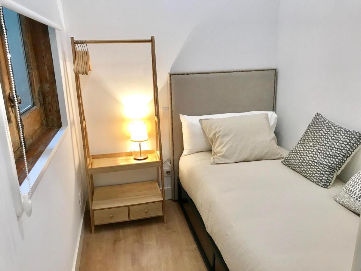 Reina Sofia Museum House Apartment Мадрид Екстериор снимка