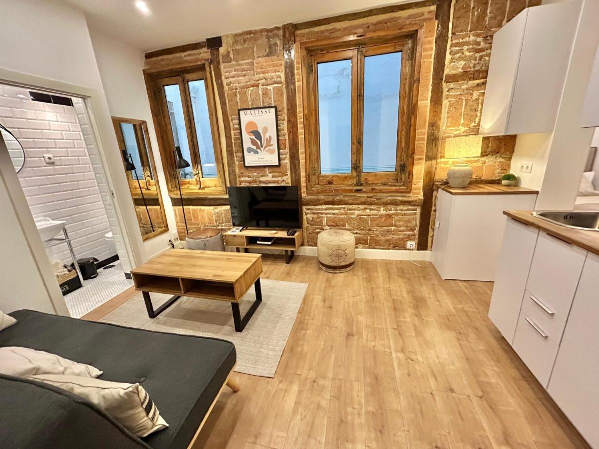 Reina Sofia Museum House Apartment Мадрид Екстериор снимка
